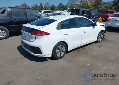 2019 Hyundai Ioniq Hybrid Blue z USA, uszkodzony, nr VIN KMHC65LC2KU139391
